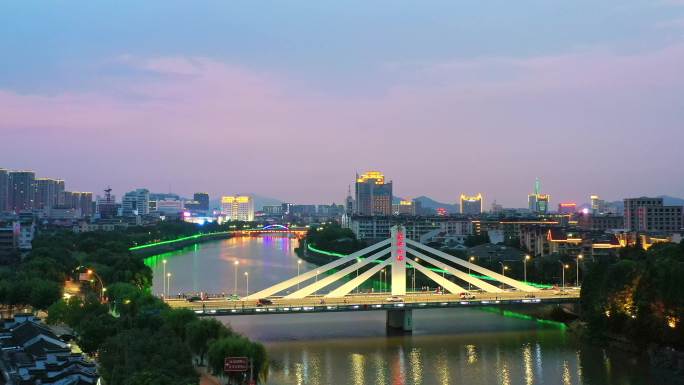 诸暨市区浣纱大桥夜景