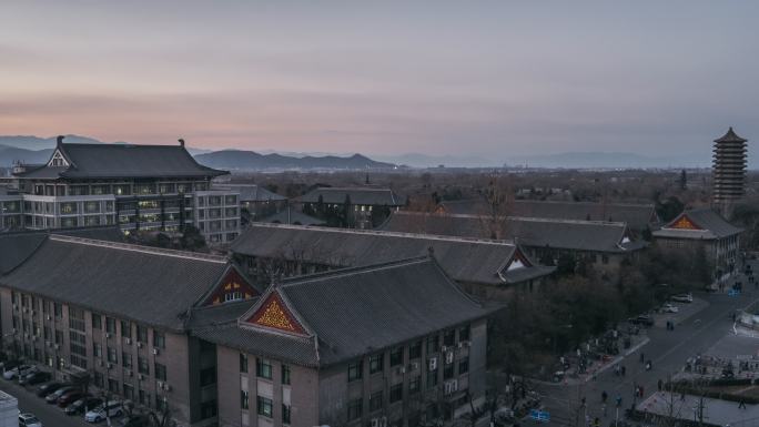 北京大学，日落到黄昏/中国北京