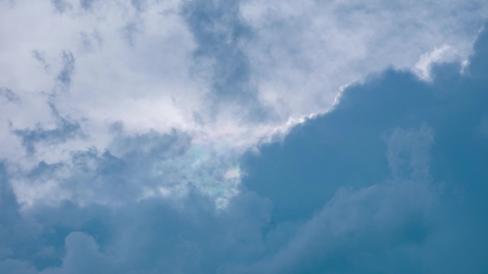 七彩祥云天空乌云积雨云