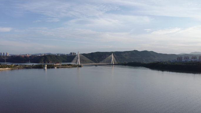 湖北十堰 汉江 大桥 水面 新天地观景台