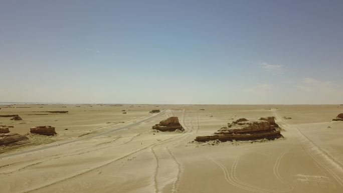 4K西部风光中国戈壁滩公路大漠风光沙漠