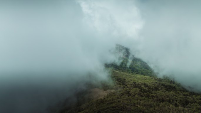 秦岭冰晶顶云海延时