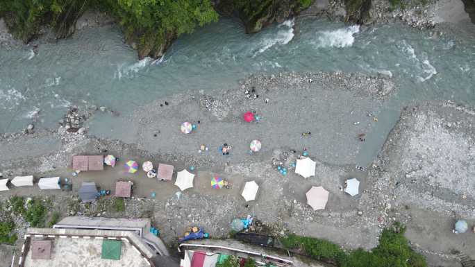 夏日都江堰虹口露营烧烤航拍旅行风光