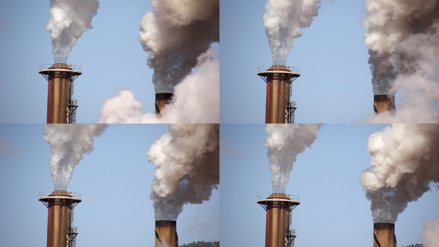两个工厂烟囱造成的空气污染