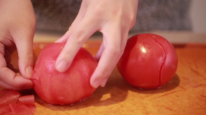 【镜头合集】烫西红柿去皮熬番茄酱