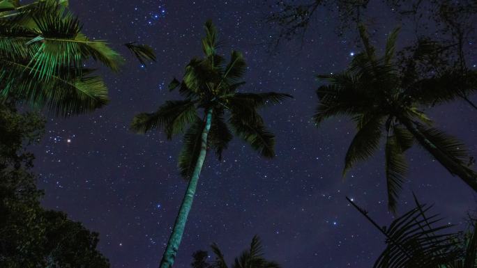 热带目的地的户外夜空timelapse，高品质（4K/超高清到高清）-创意库存视频