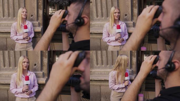 电视记者为新闻做报道