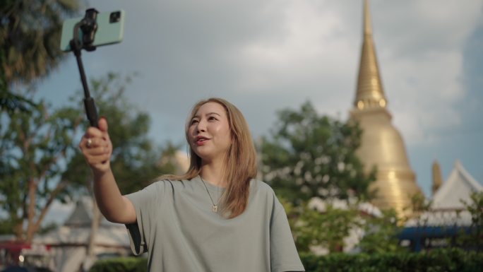 泰国曼谷年轻女性旅游博主