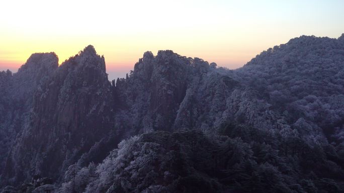 黄山（黄山），中国东部。