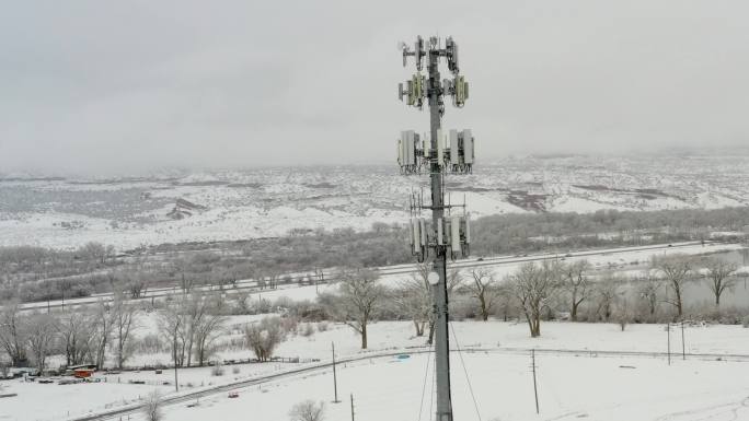 5G电池塔在暴风雪中可靠连接