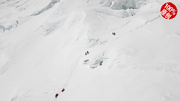 喜马拉雅山脉珠穆朗玛峰攀登者高原航拍4K