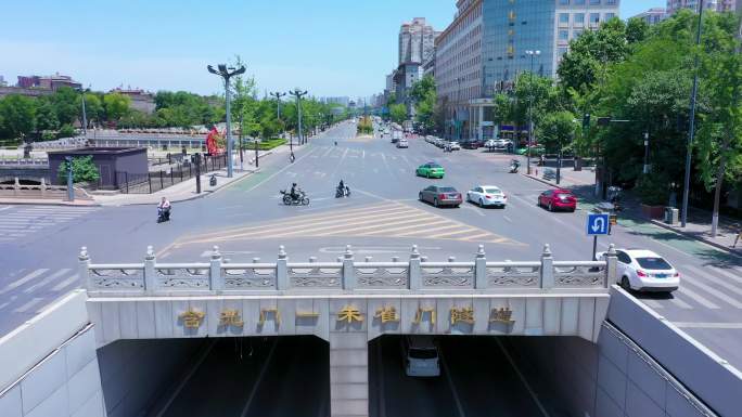 西安环城路 城市观光车