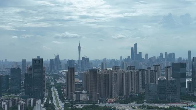 广州琶洲保利远眺珠江新城全貌蓝天白云