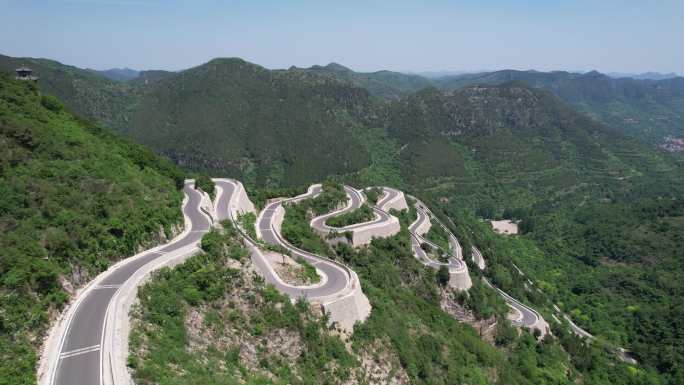 青州仰天山九龙盘蜿蜒山路夏日风景航拍