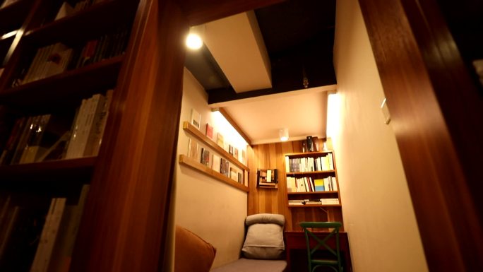 广州1200不打烊书店私人阅读室
