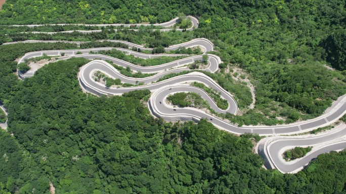 青州仰天山九龙盘蜿蜒山路夏日风景航拍