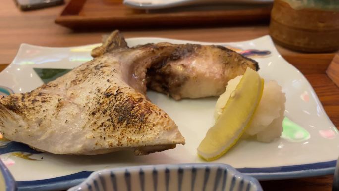 日本烤鱼套餐厨师炒菜美食厨房食材饭店餐厅