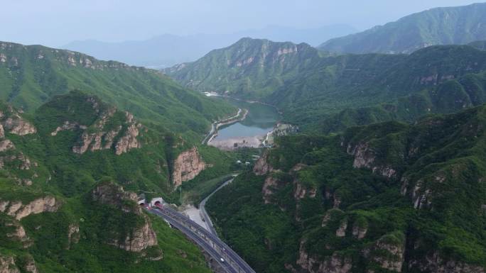 [4K]航拍素材.北京白羊沟山谷公路