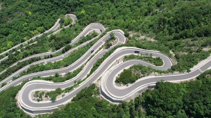 青州仰天山九龙盘蜿蜒山路夏日风景航拍