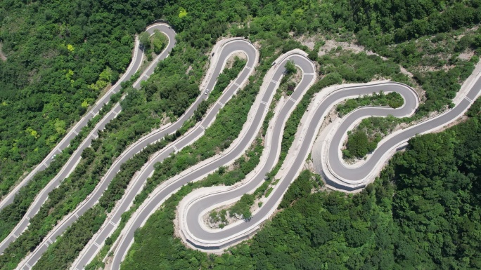 青州仰天山九龙盘蜿蜒山路夏日风景航拍