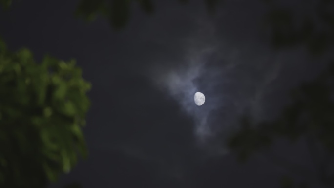 月亮云2