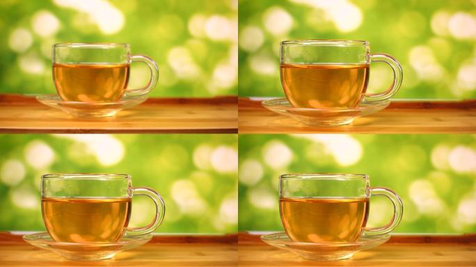 绿底玻璃茶杯红茶