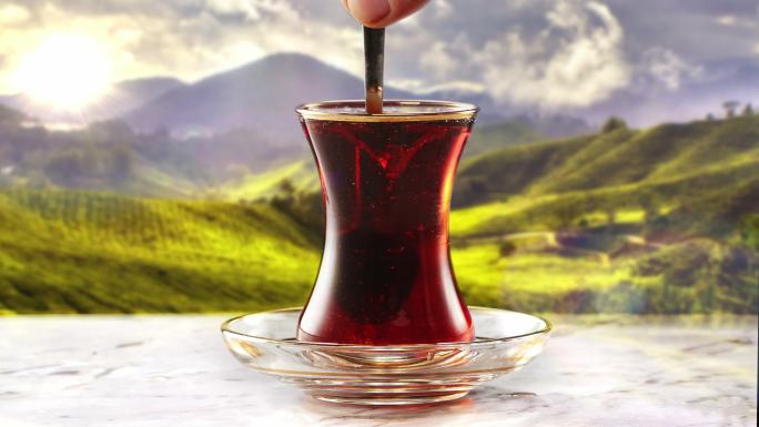搅拌传统土耳其茶养生茶红酒葡萄酒