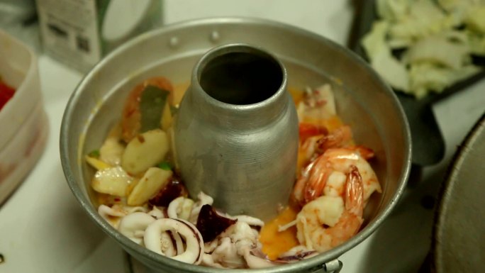 Tom Yum-Goong，泰国菜。