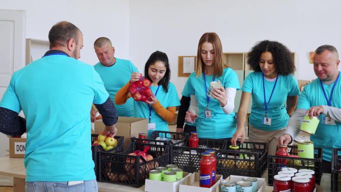 志愿者管理捐赠整理食品商品工作人员工作牌