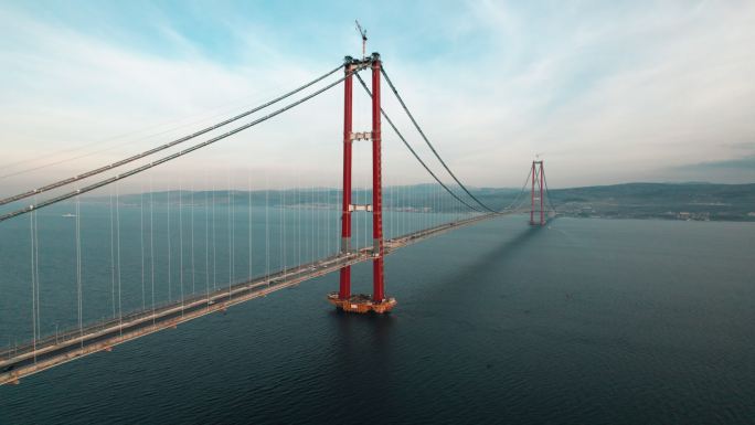 最长的中跨悬索桥施工-Dardanelles 1915 Canakkale Bridge 4K无人机