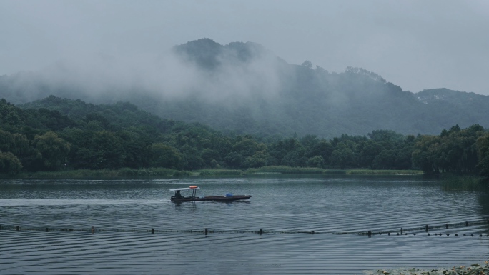 意境杭州西湖雨景