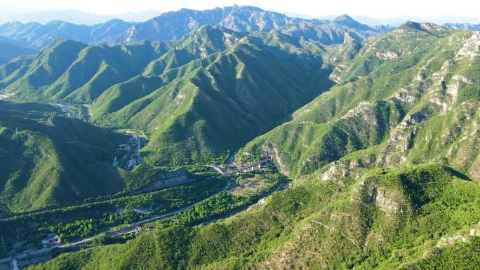 航拍北京燕山山脉