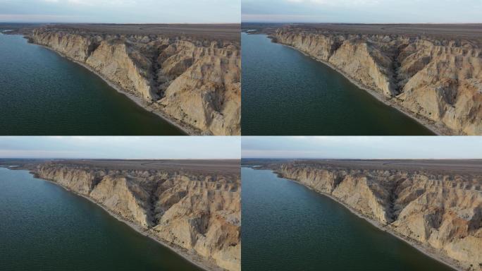 原创 新疆阿勒泰福海县海上魔鬼城自然风光