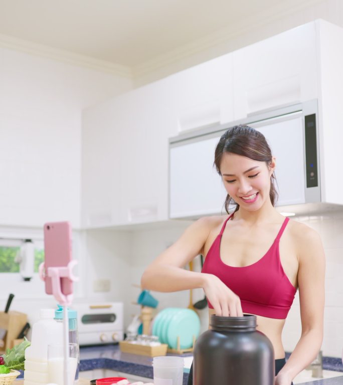 介绍如何健康饮食减肥餐手机直播美女直播