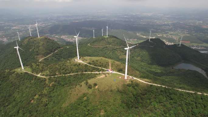 浮山岭风力发电航拍倒飞素材