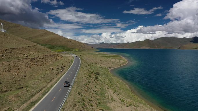原创西藏山南浪卡子县羊卓雍错湖泊自然风光