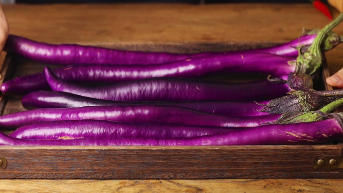 茄子   紫色长茄子 线茄子