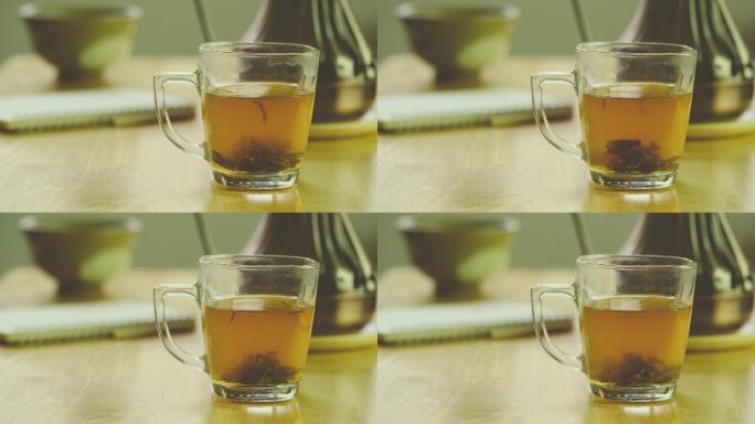 一杯茶龙井碧螺春毛峰银针毛尖红茶瓜片喝茶