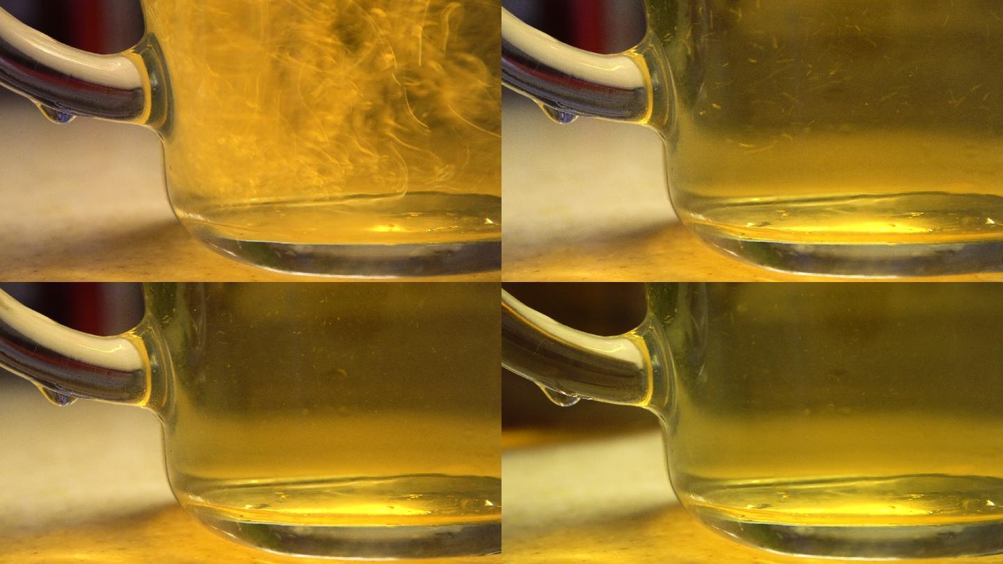 中国乌龙茶成透明玻璃水滴