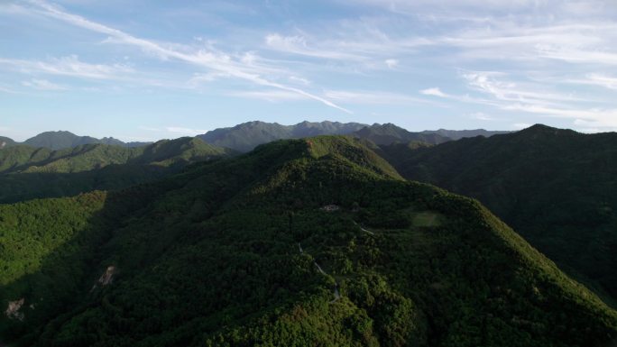 秦岭航拍延时中国秦岭群山原始森林山谷峻岭