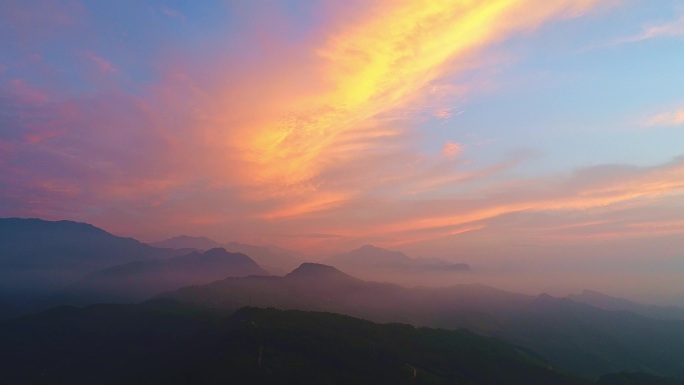 成都大邑雾山火烧云航拍