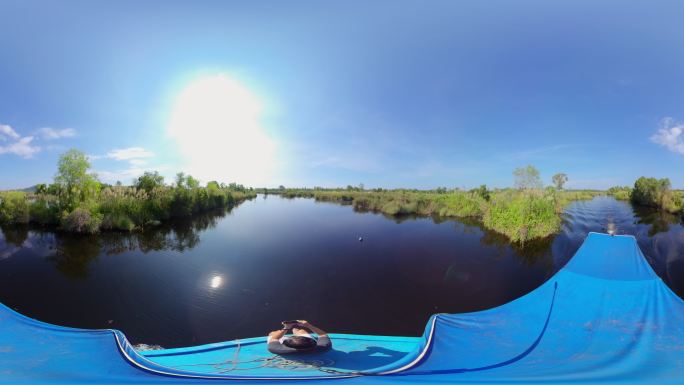 360人乘船旅行VR摄像湖水
