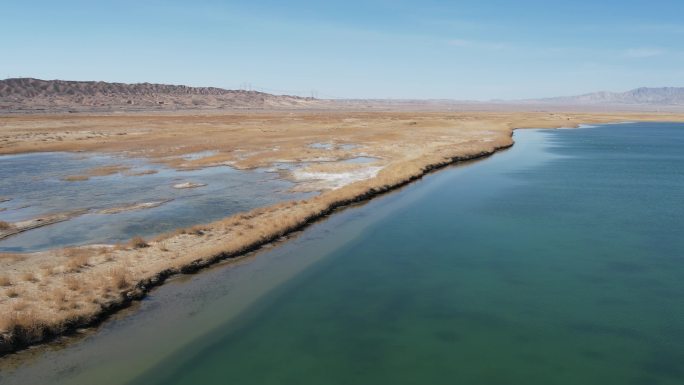 原创 青海小柴旦湖湿地湖泊自然风光航拍