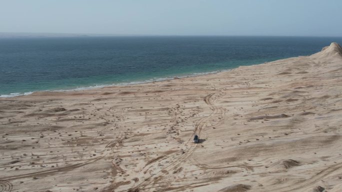 原创 青海海西州托素湖汽车越野自驾航拍