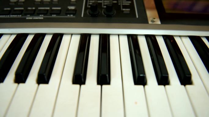 钢琴键盘钢琴键盘