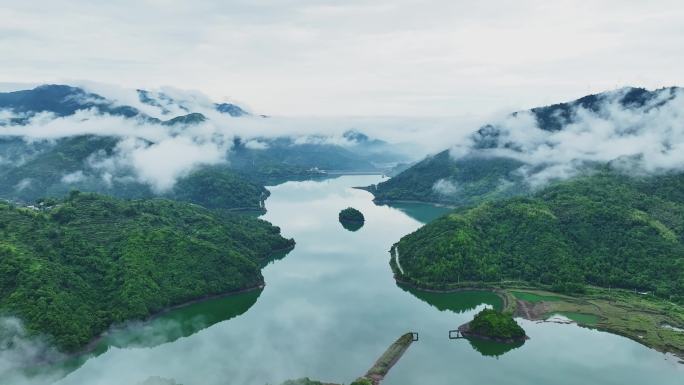 乐清淡溪水库云雾环绕4K绿水青山