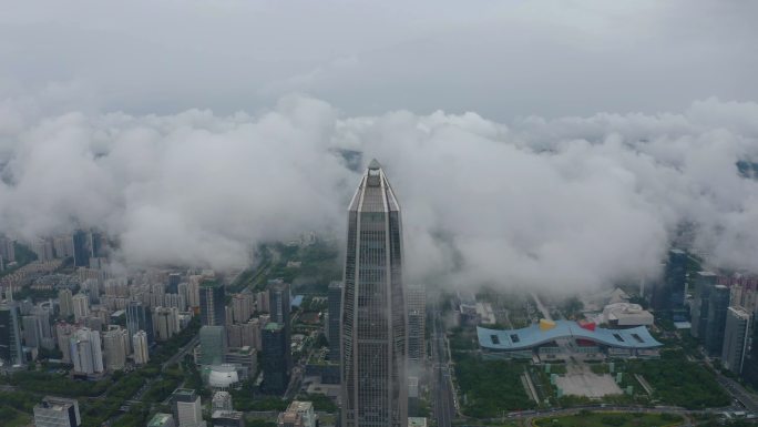 平安金融中心云海