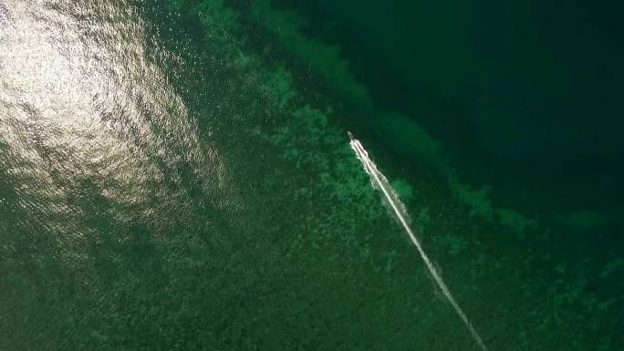 海船航行轨迹。海船