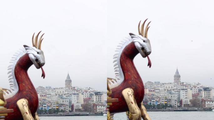 加拉塔和伊斯坦布尔城市景观，游船漂浮在博斯普鲁斯海峡，龙型船船尾，龙型船，埃米诺努广场的船和加拉塔
