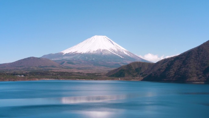富士山离朔矶湖；放大